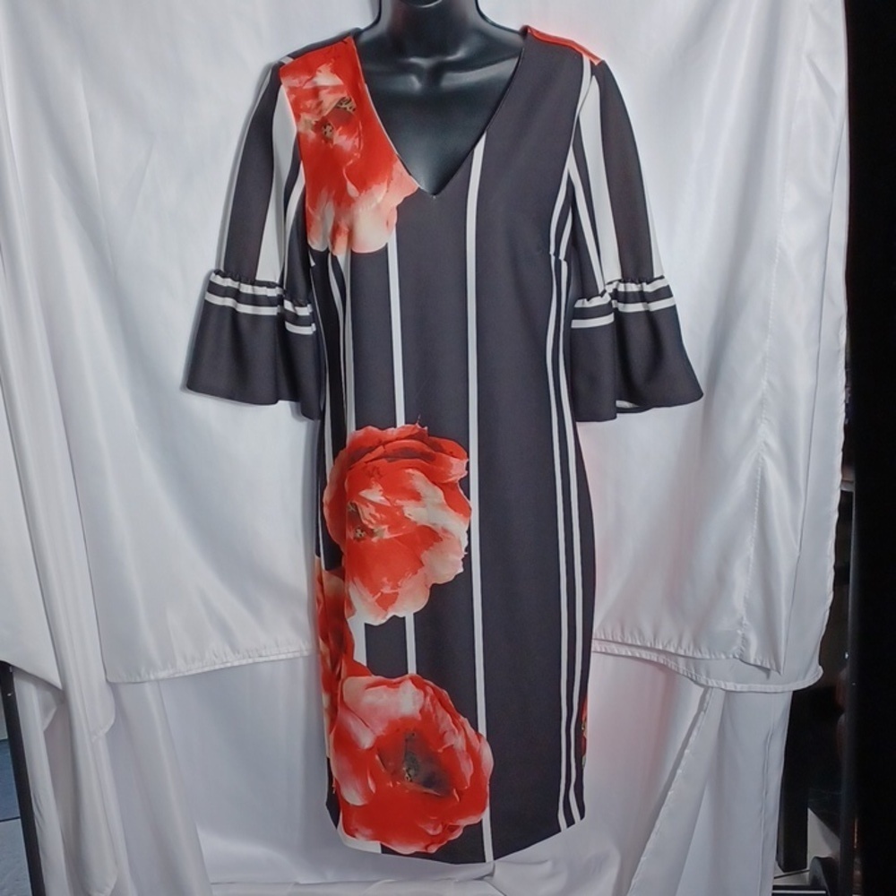 eci New York Sheath Dress Floral Bell Sleeve Size 6 VNeck Exposed Zipper